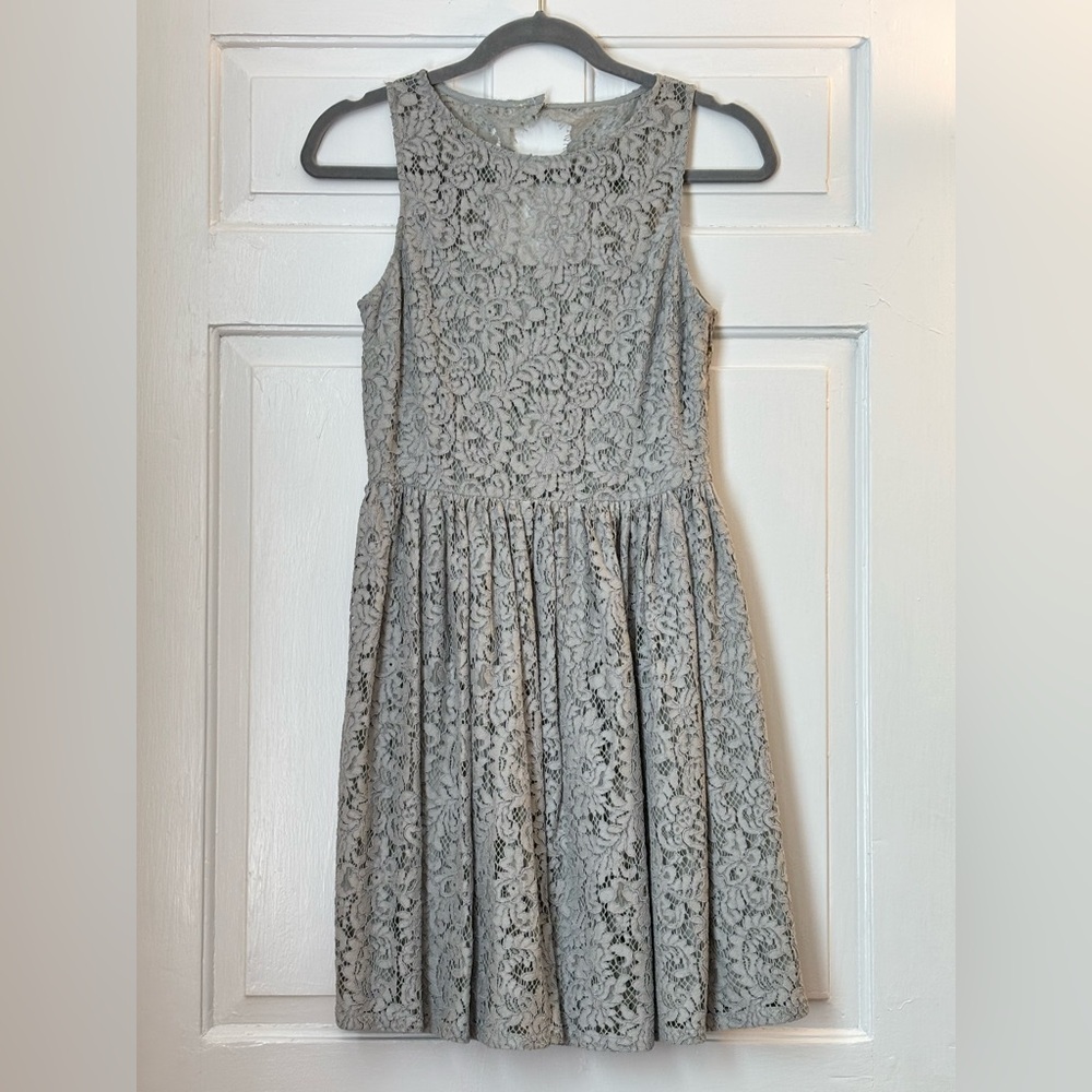 NWOT Polo Ralph Lauren Gray Lace Sleeveless Formal Dress, size 16